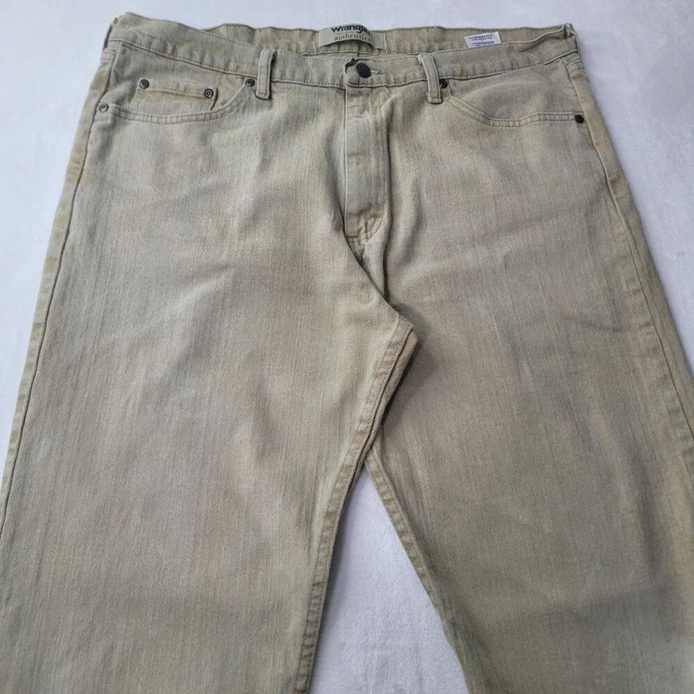 Wrangler Authentics Men's Beige Regular Fit Jeans Size 38x32